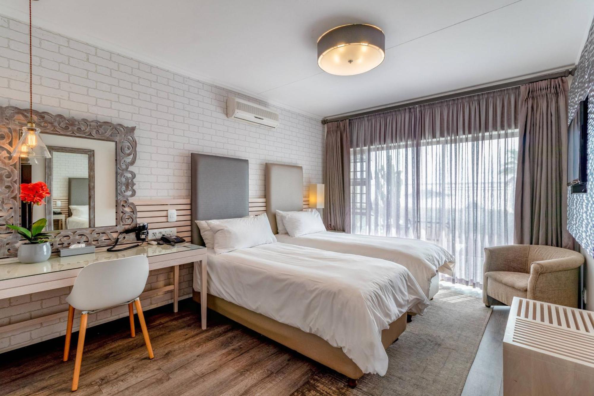 Protea Hotel By Marriott Mossel Bay Exteriör bild