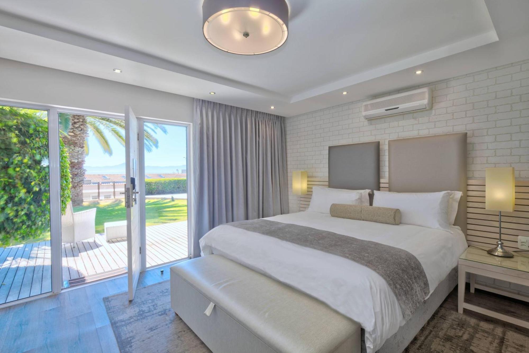 Protea Hotel By Marriott Mossel Bay Exteriör bild