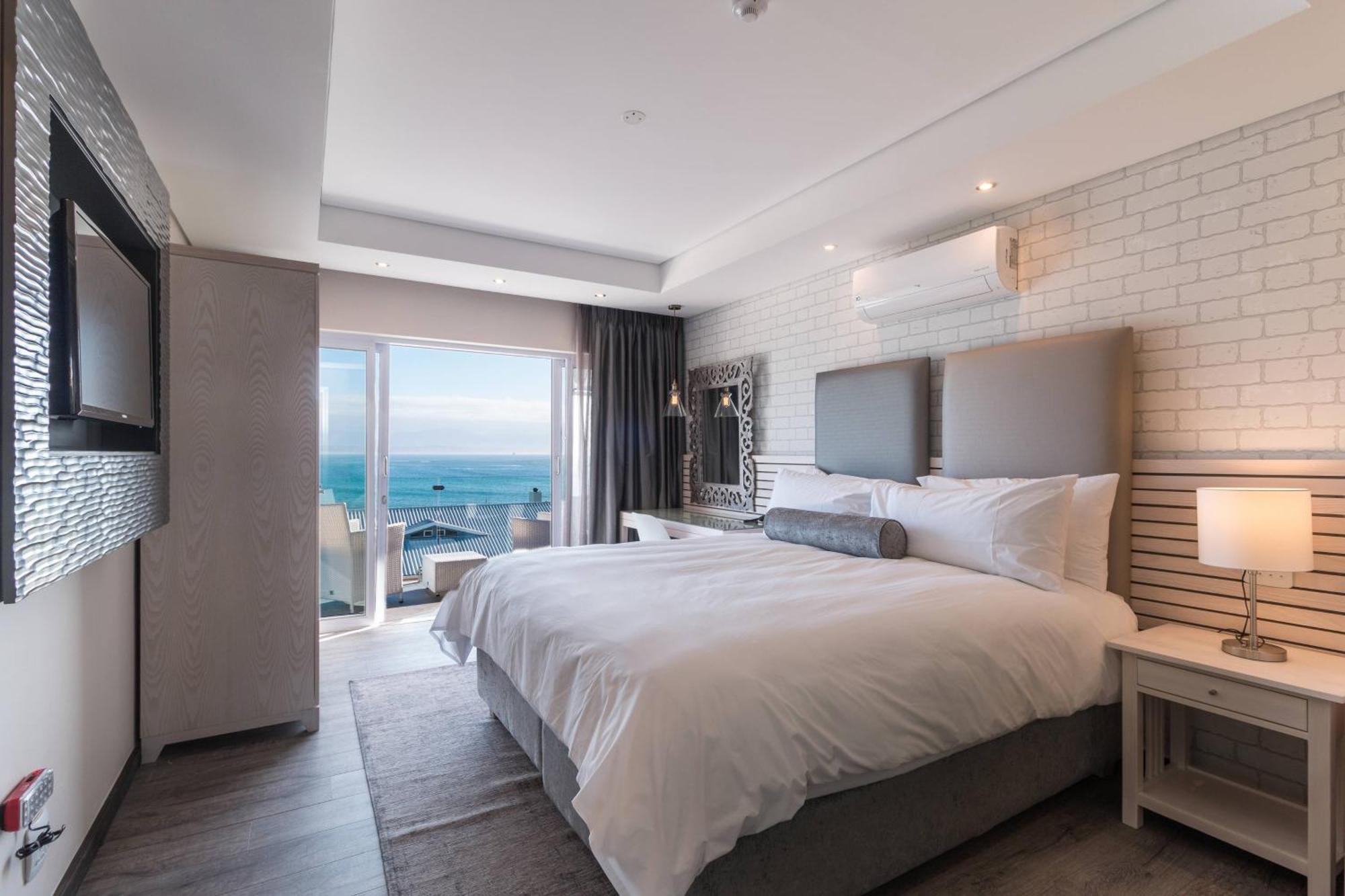 Protea Hotel By Marriott Mossel Bay Exteriör bild