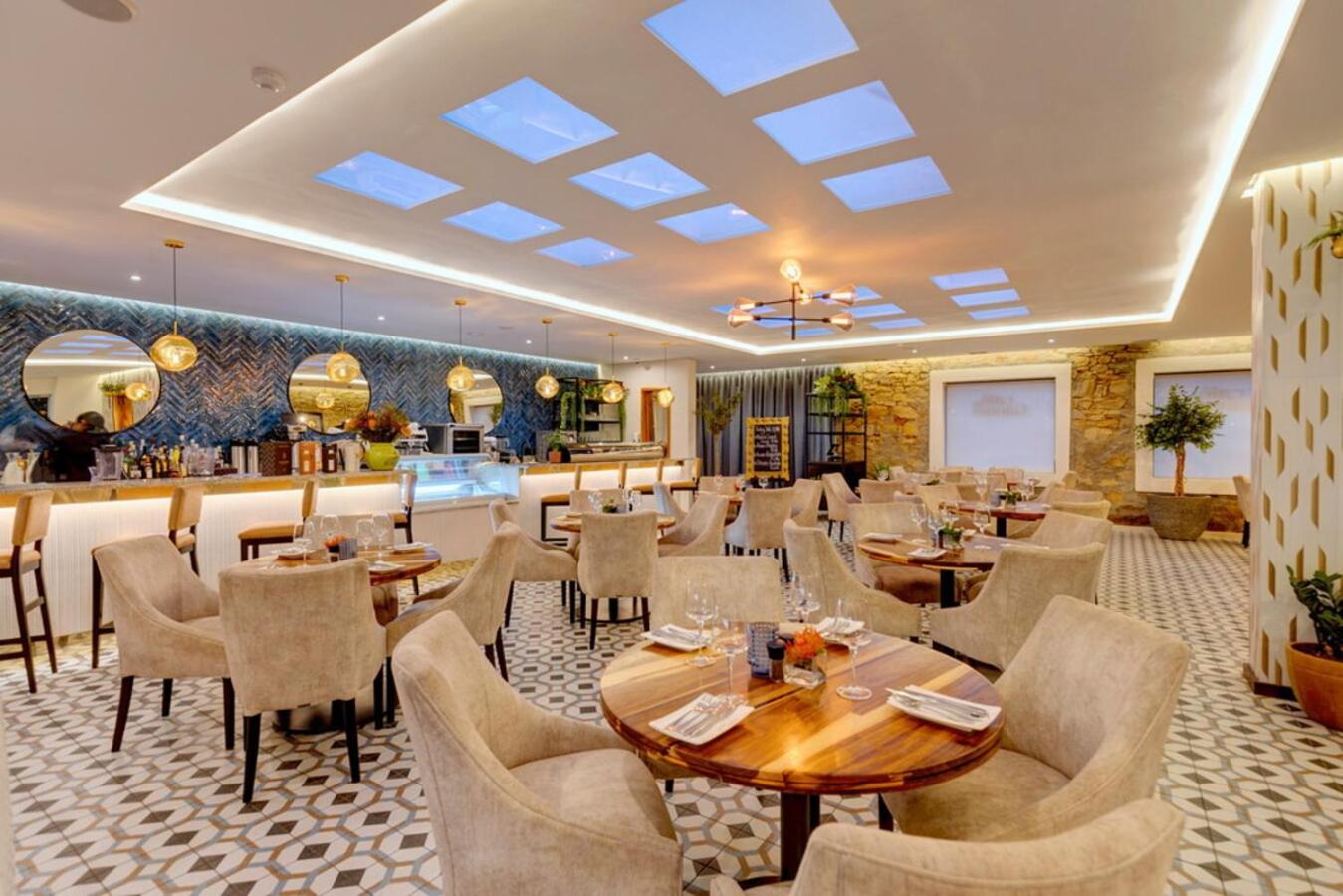 Protea Hotel By Marriott Mossel Bay Exteriör bild