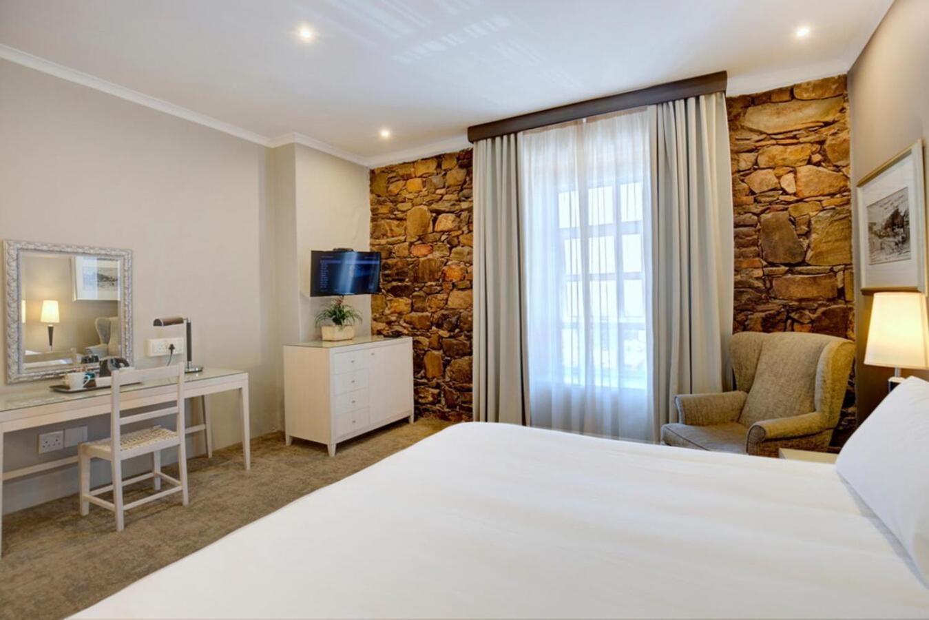Protea Hotel By Marriott Mossel Bay Exteriör bild